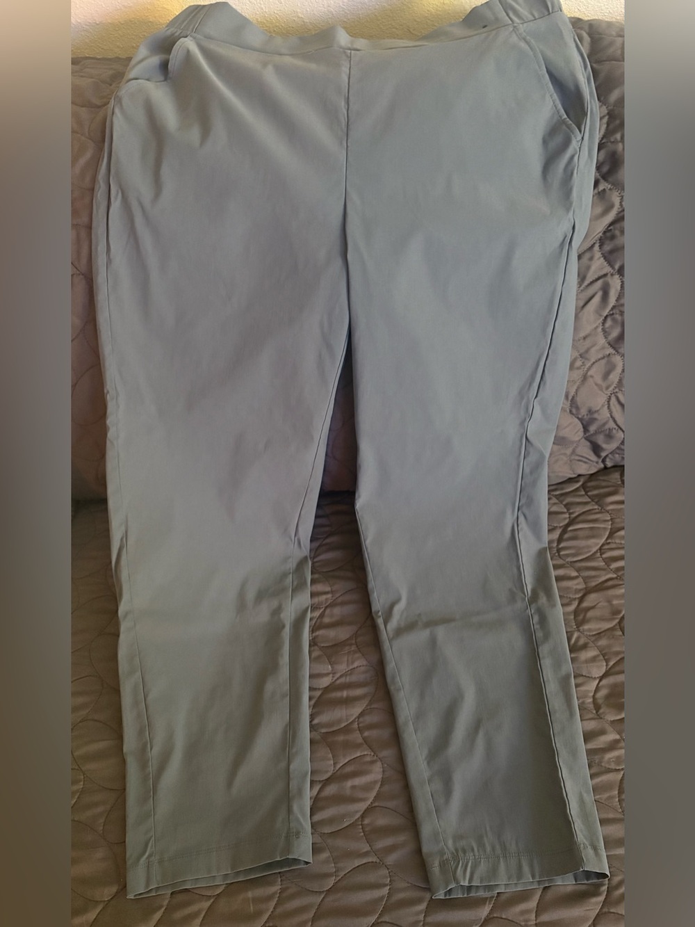 Modern Ambition Womens XL Gray Stretch Ankle Pants Recycled Nylon Pull On NWOT